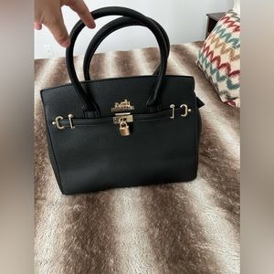 H Dupe bag black